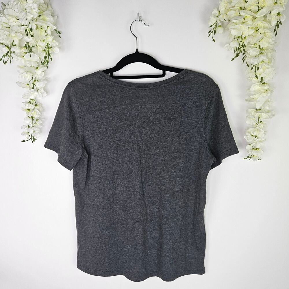 Carhartt Relaxed Fit Graphic T-Shirt Gray Medium M 8 10 Casual Workwear Outdoor - Picture 2 of 9